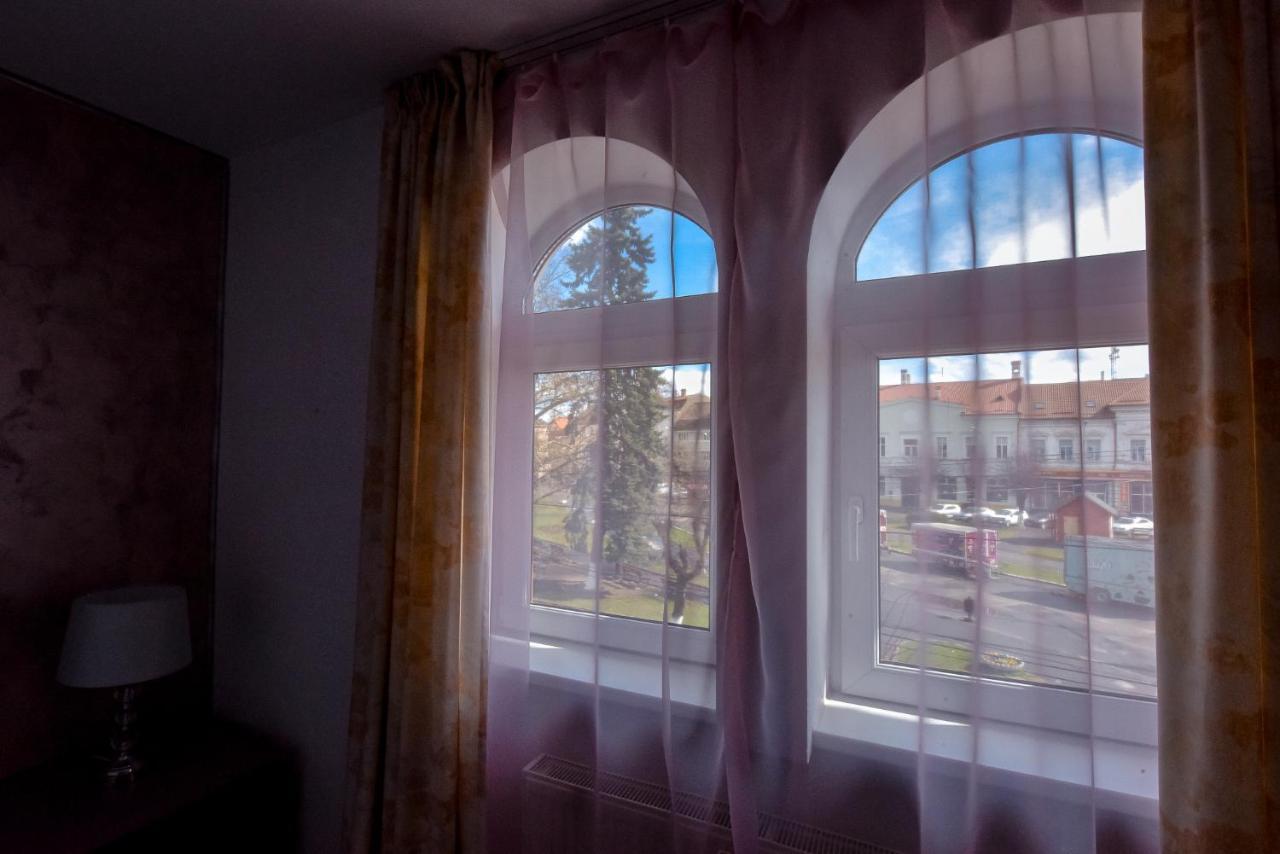 Pensiunea Vanessa Făgăraş Exteriör bild
